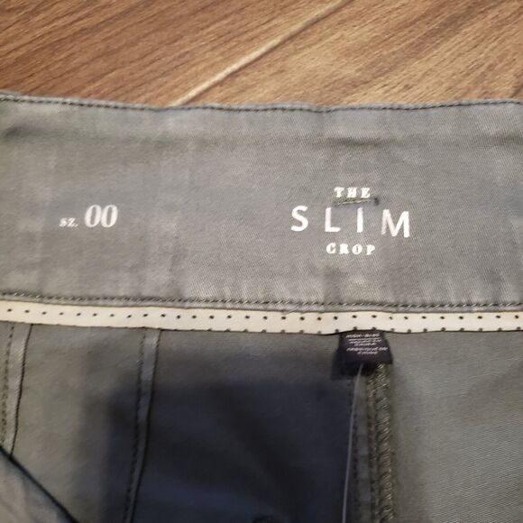 White House Black Market  Army Green NWT Pants  Slim Crop Sz 00R - Picture 8 of 9